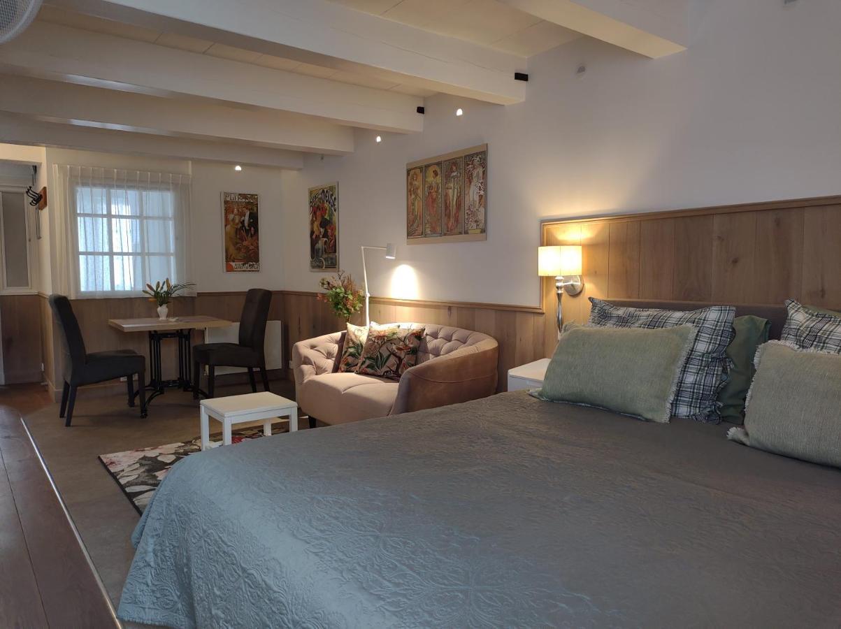 Vrye Heerlykheyd (Adults Only) Lejlighed Middelburg Eksteriør billede